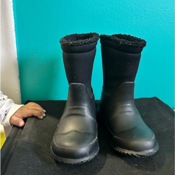 Hunter - Picture 3 of 3